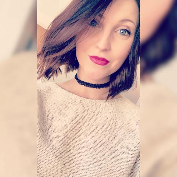 Meet your Posher, Sarah - Picture 1 of 1